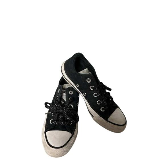 Women's Size 5 Converse - Good condition - Picture 2 of 4